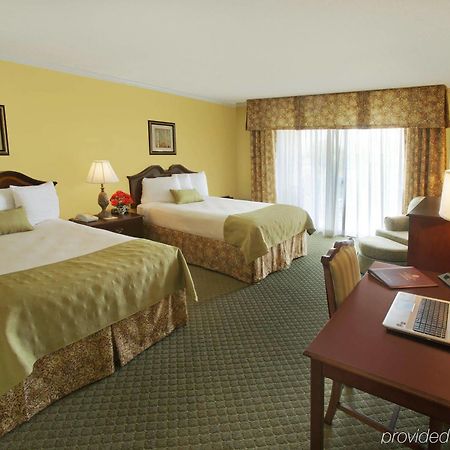 Fredericksburg Hospitality House Hotel Ngoại thất bức ảnh