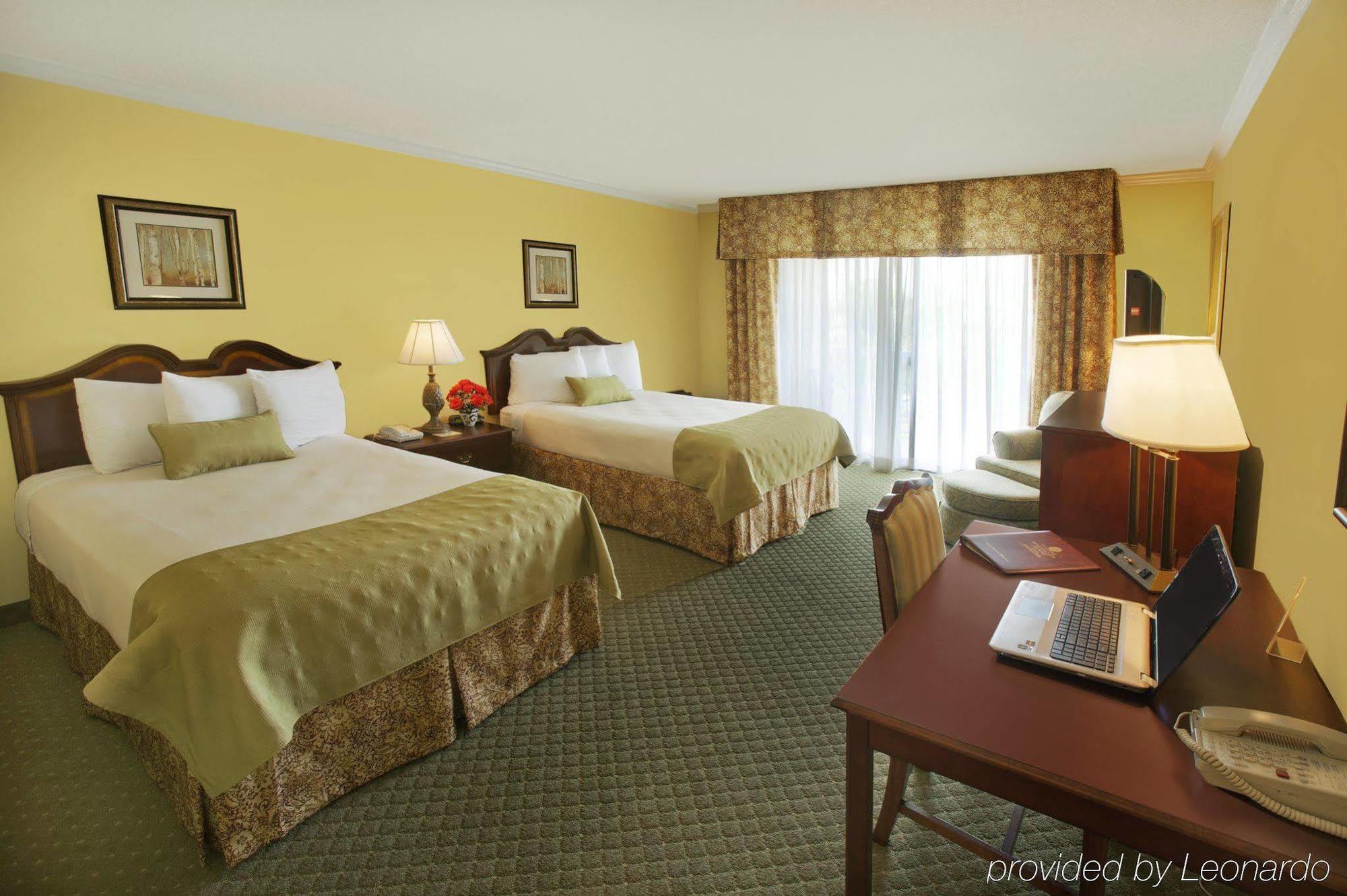 Fredericksburg Hospitality House Hotel Ngoại thất bức ảnh